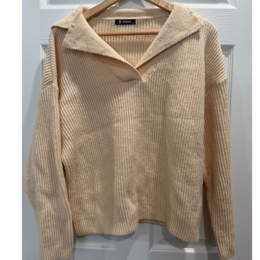 BTFBM Cream Ribbed Knit V-Neck Sweater with Spread Collar Medium Preppy Neutral